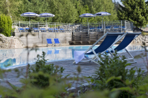 Natürlich Hell Camping & Aparthotel beheizter Außenpool