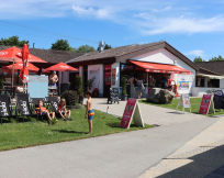 Campingplatz Ausee Hauptrestaurant Snacks, Burger, Salate, Vegetarisch, Vegan oder Pizza